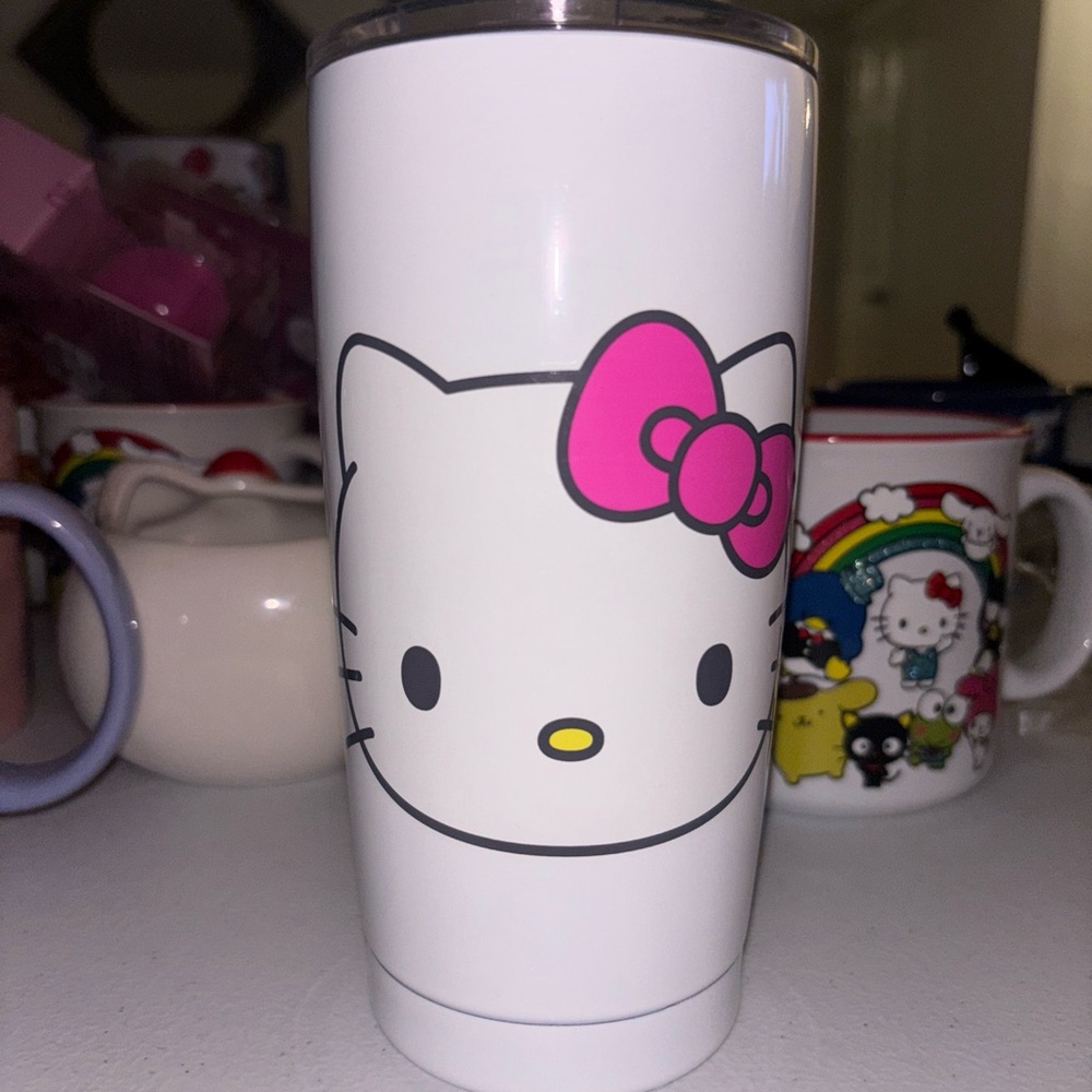 Hello kitty tumbler